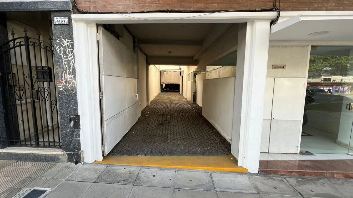 VENTA COCHERA DOBLE - LA LUCILA, VICENTE LÓPEZ foto 2