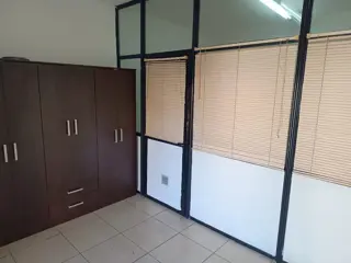 VENTA MONOAMBIENTE CON BALCON RETIRO foto 4
