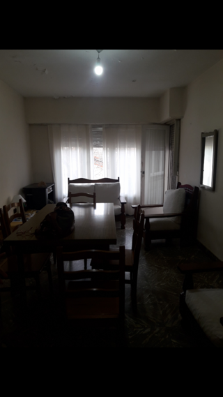 hermoso departamento con 2 dormitorios excelente ubicacion primer piso x escalera foto 2