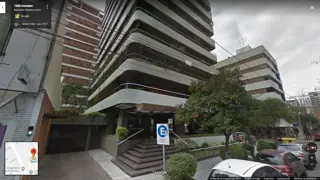 EXCELENTE PISO DE 5 AMBIENTES CON 3 COCHERAS. foto 1