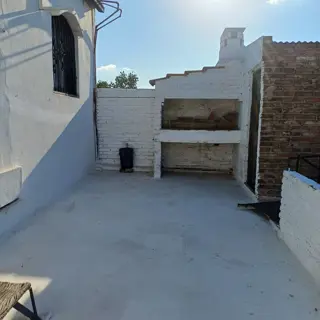 ALQUILER DEPARTAMENTO CON COCHERA foto 3