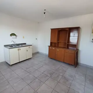 ALQUILER DEPARTAMENTO CON COCHERA foto 4