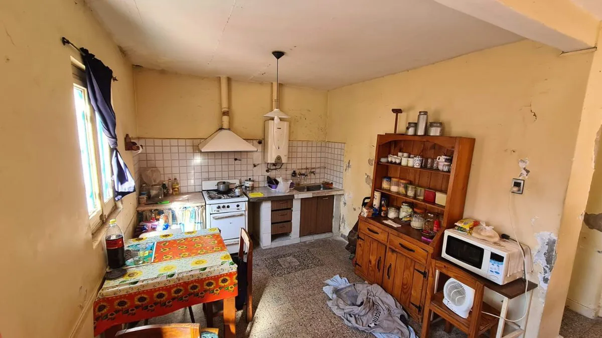 VENTA CASA LOTE PROPIO A RECICLAR VILLA LUGANO foto 3