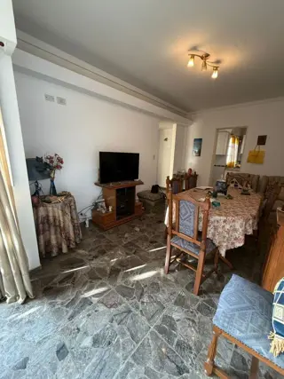2 AMBIENTES  , COCINA INDEP, BAÑO COMPLETO, AMPLIO LIVING COMEDOR foto 2