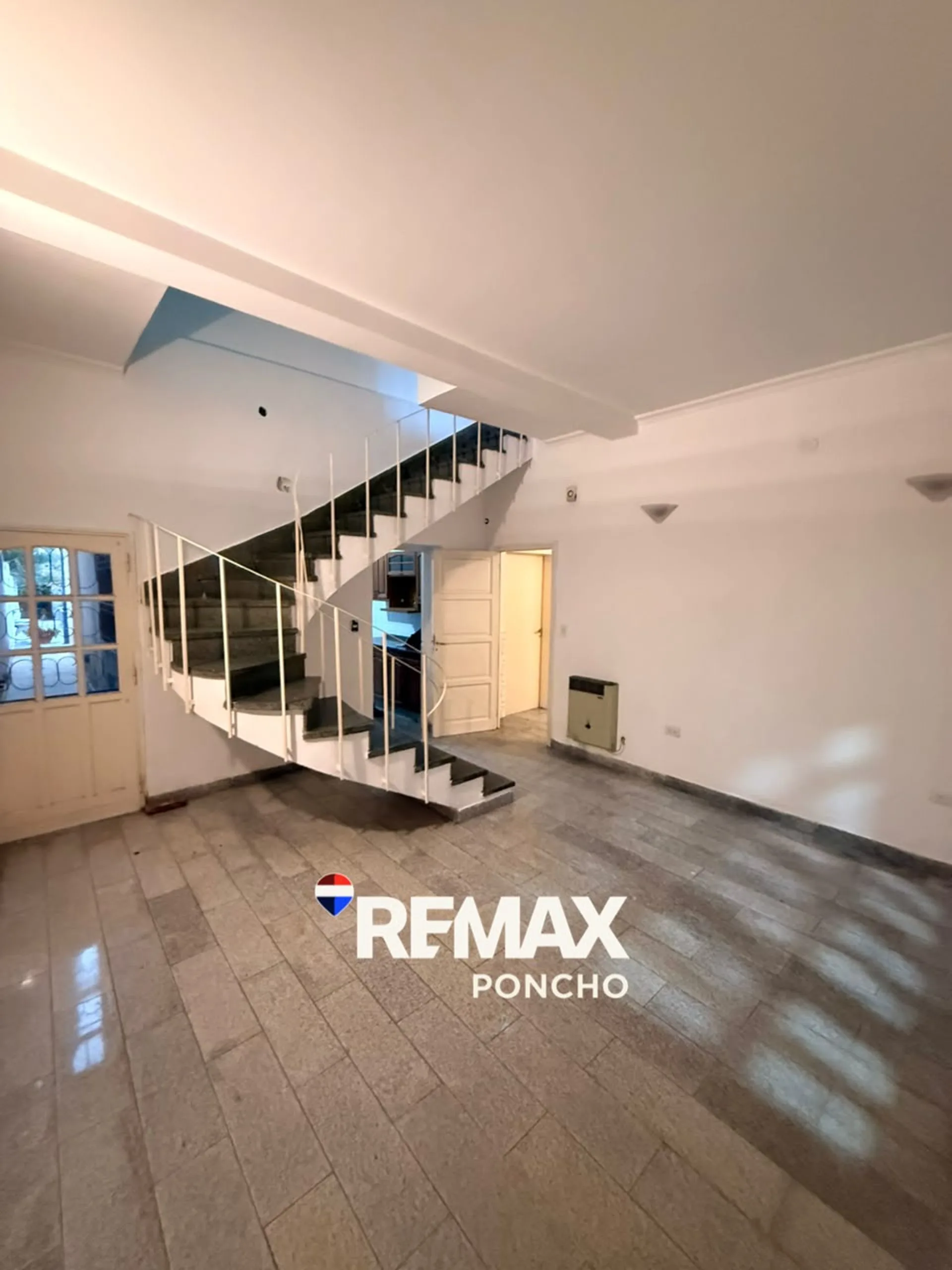Se vende propiedad en pleno centro de Catamarca foto 3