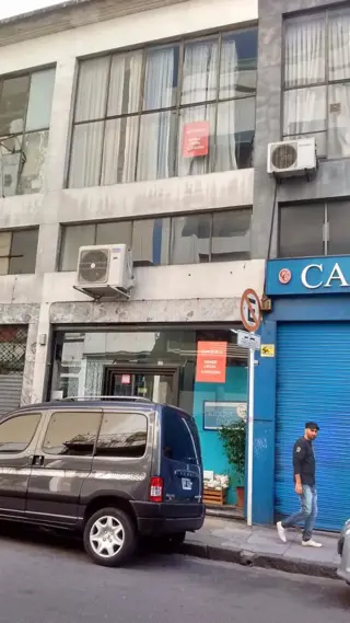 INTERESANTE LOCAL DE 170,41 M2 EN TRES PLANTAS foto 1
