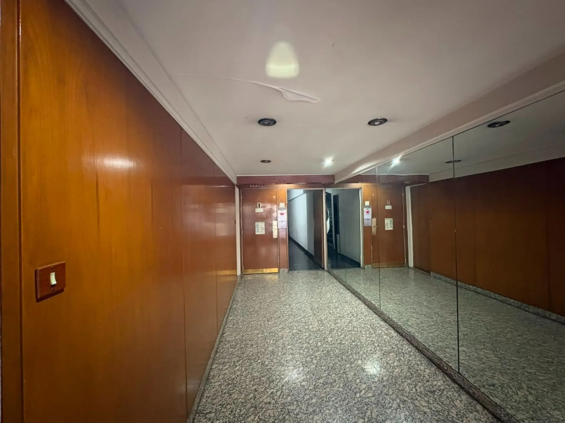 Venta departamento de 3 ambientes c/ balcon BOEDO foto 3