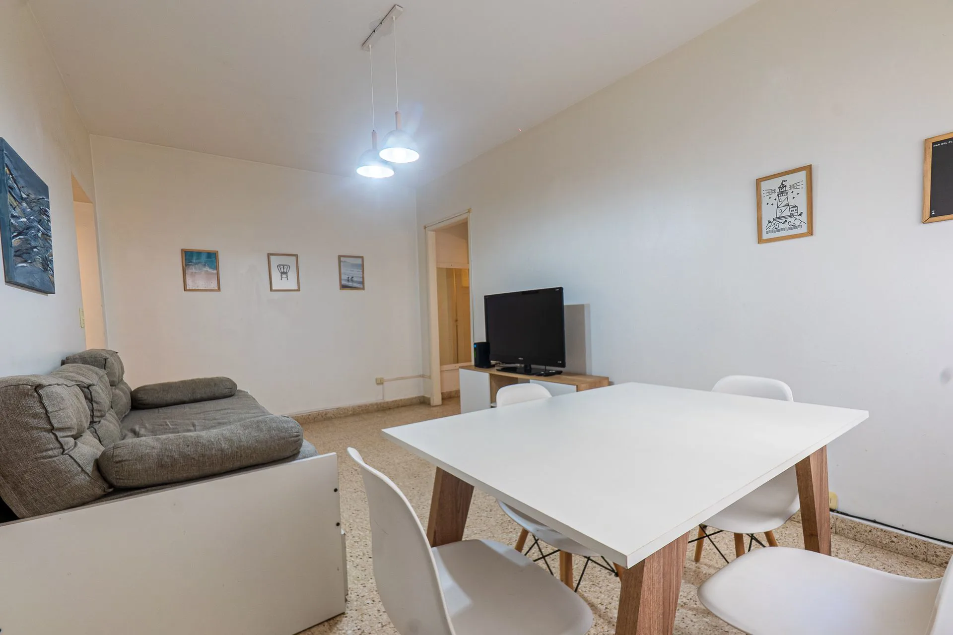 VENTA DEPARTAMENTO 2 AMBIENTES PLAZA COLON foto 2