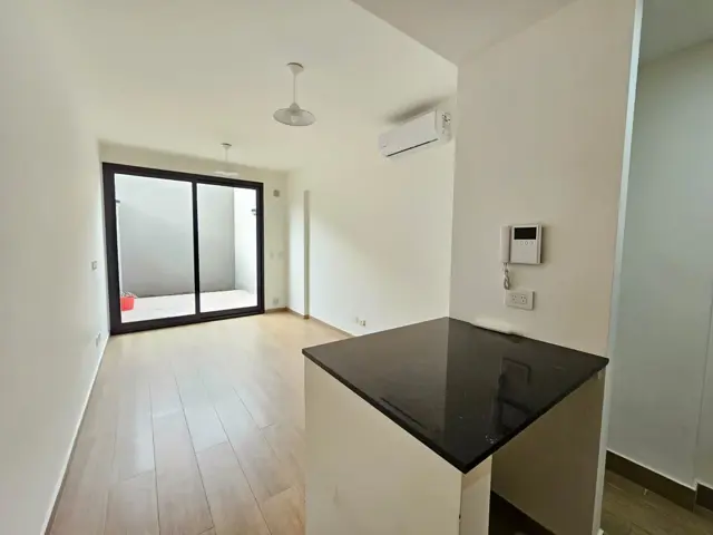 Monoambiente en alquiler a pasos de Av. Balbín - Saavedra