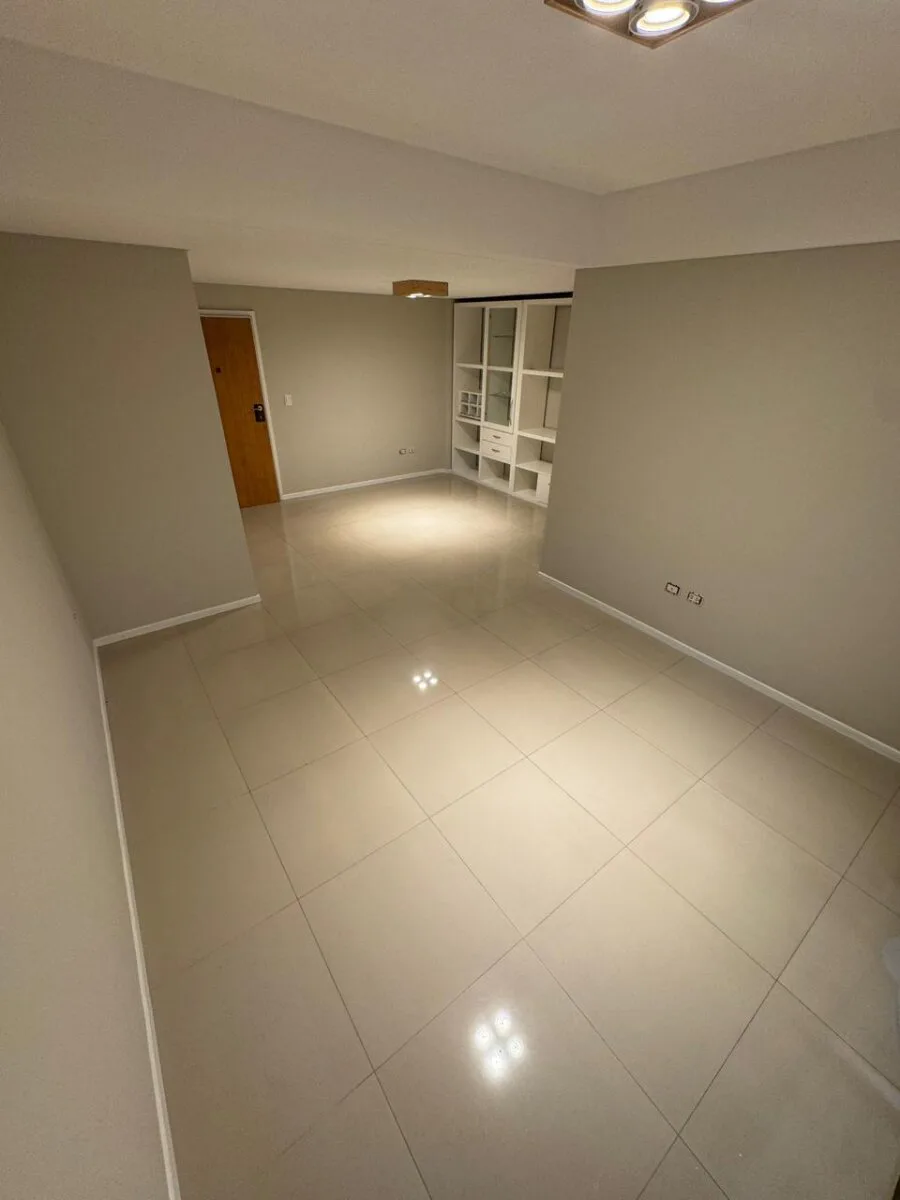 VENTA DEPARTAMENTO EN MORON foto 2