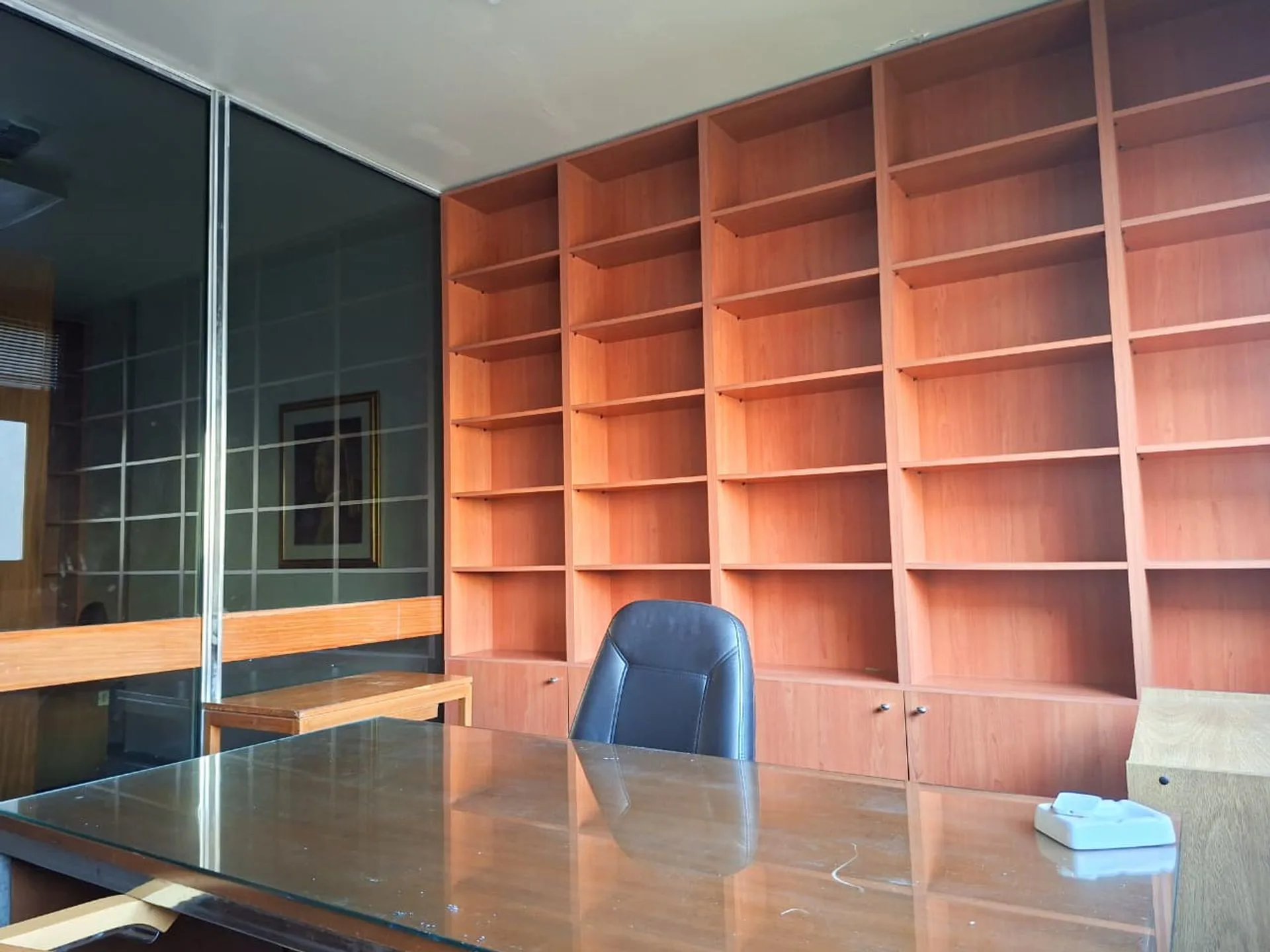 oficina apto vivienda y cochera  venta!!! foto 4