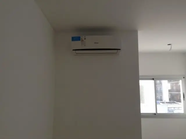 PALERMO HOLLYWOOD ALQUILER SIN MUEBLES AMPLIO DOS AMBIENTES CON COCHERA BAÑO EN SUITE + TOILETTE + BALCON + EDIFICIO CON PISCINA