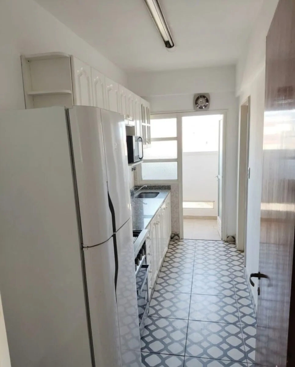 Departamento de 3 ambientes con espacio Guardacoche foto 3