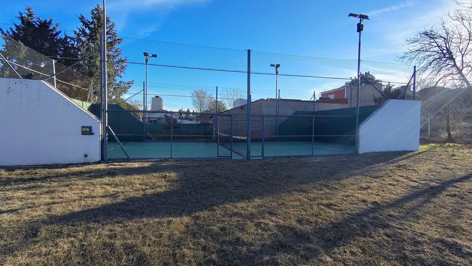 VENTA TERRENO JUANA KOSLAY CON CANCHA DE PADEL Y QUINCHO SAN LUIS foto 3