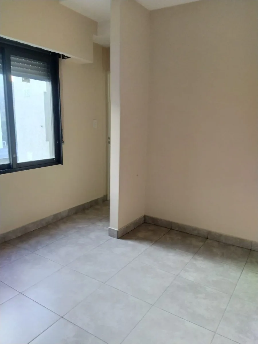Departamento al frente de 2 ambientes con balcon, nuevo a estrenar foto 5