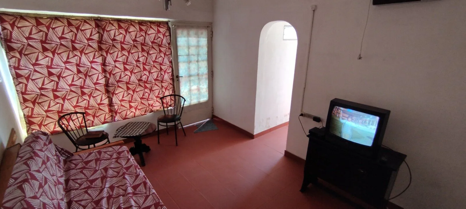 EXCELENTE PROPIEDAD EN VENTA EN BOSQUES FLORENCIO VARELA foto 3