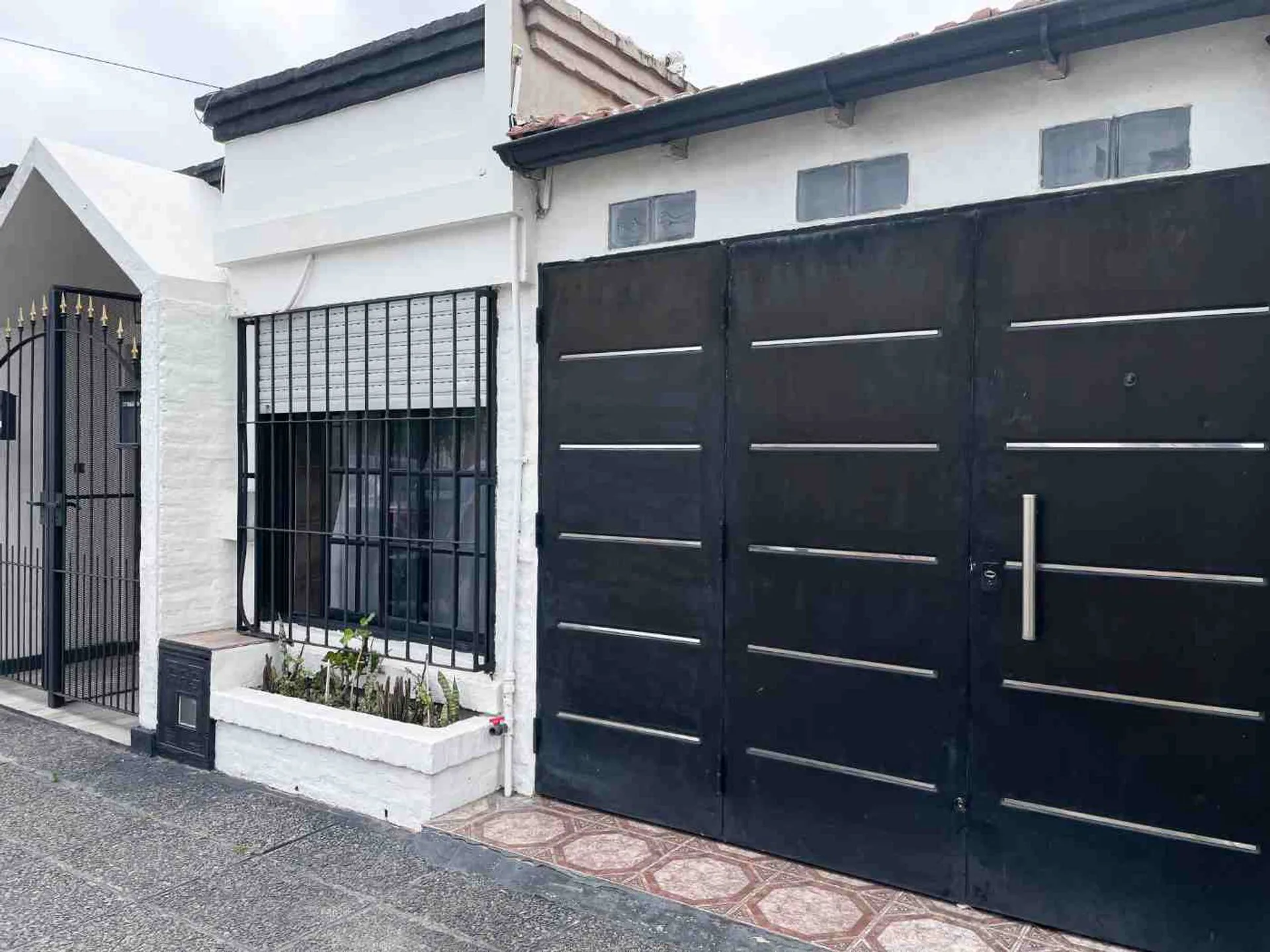 VENTA PH 3 AMBIENTES, MORON APTO CREDITO PATIO foto 2