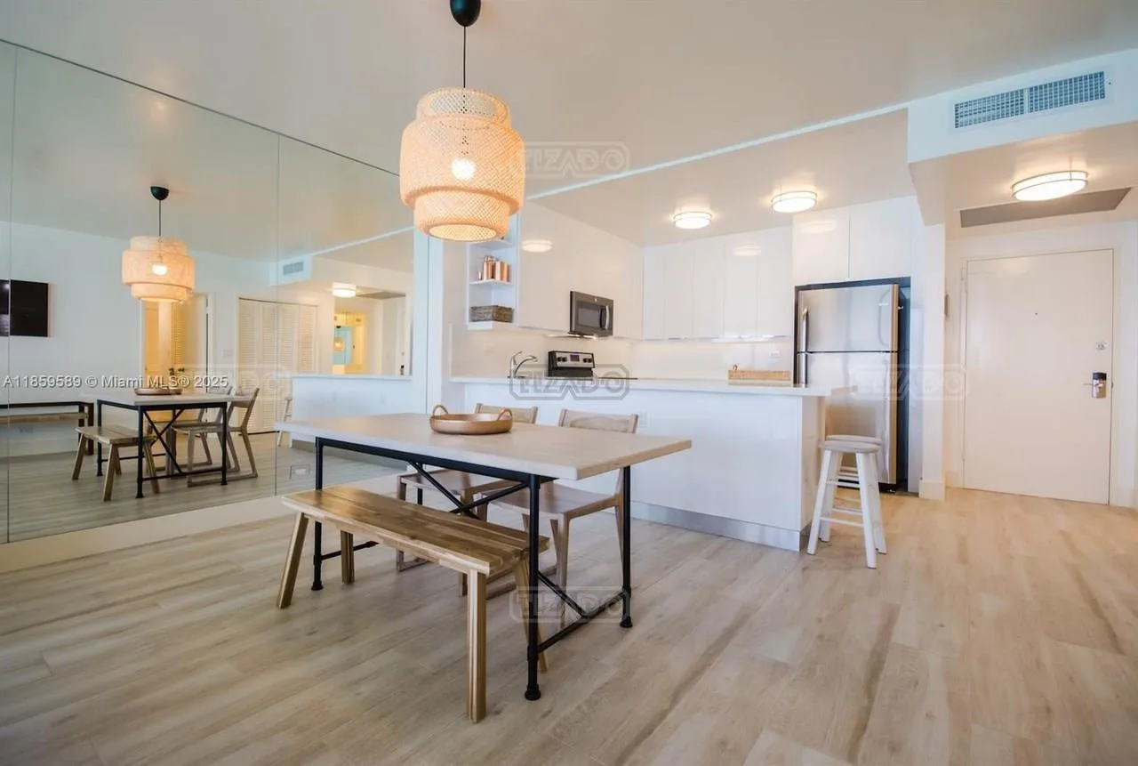 5601 Collins Ave 5600 foto 2