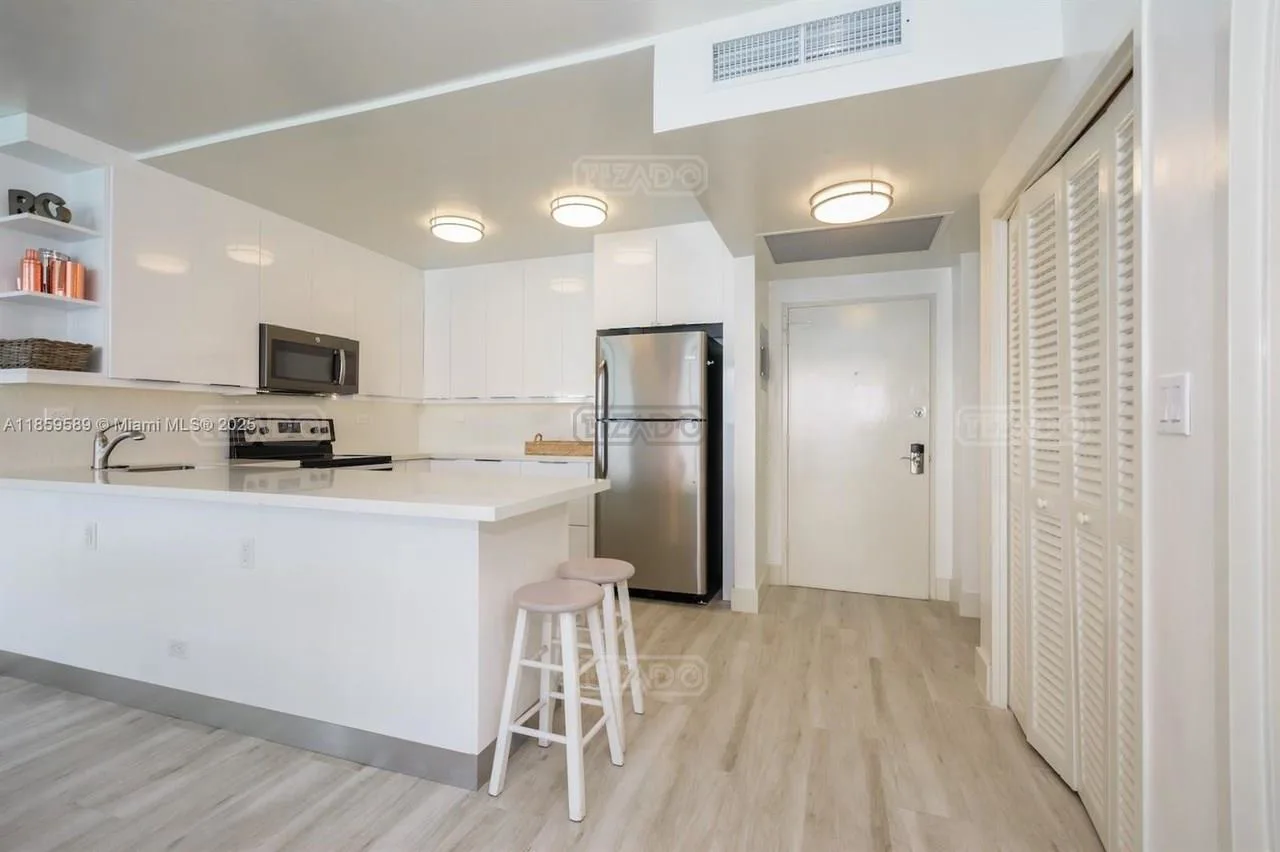 5601 Collins Ave 5600 foto 4