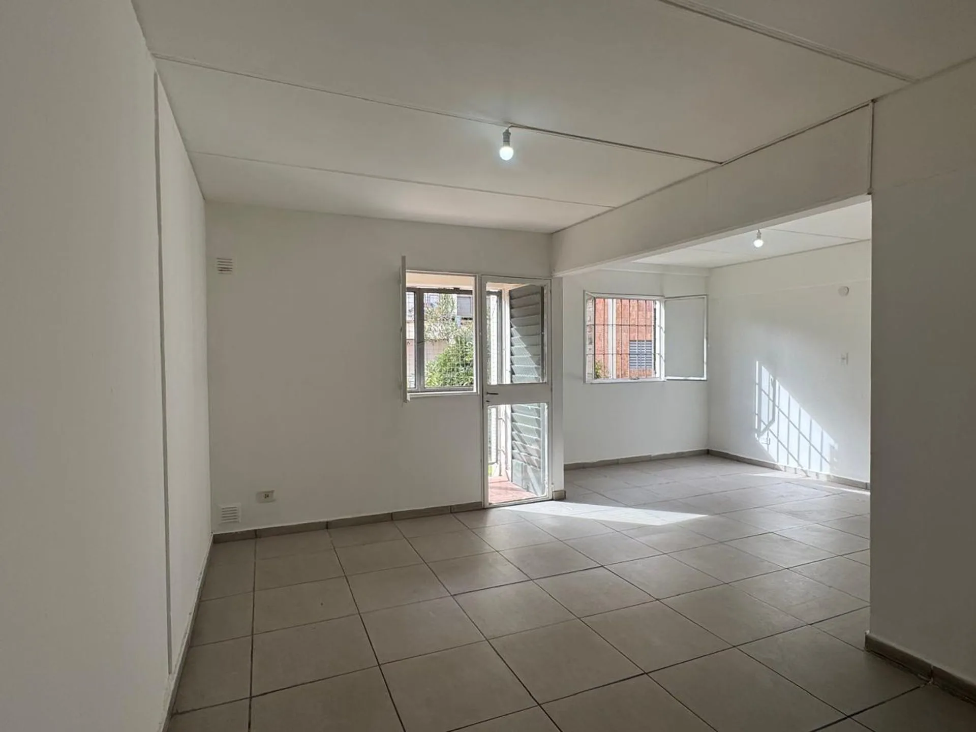 VENTA DEPARTAMENTO 3 DORMITORIOS ALTO ALBERDI foto 2