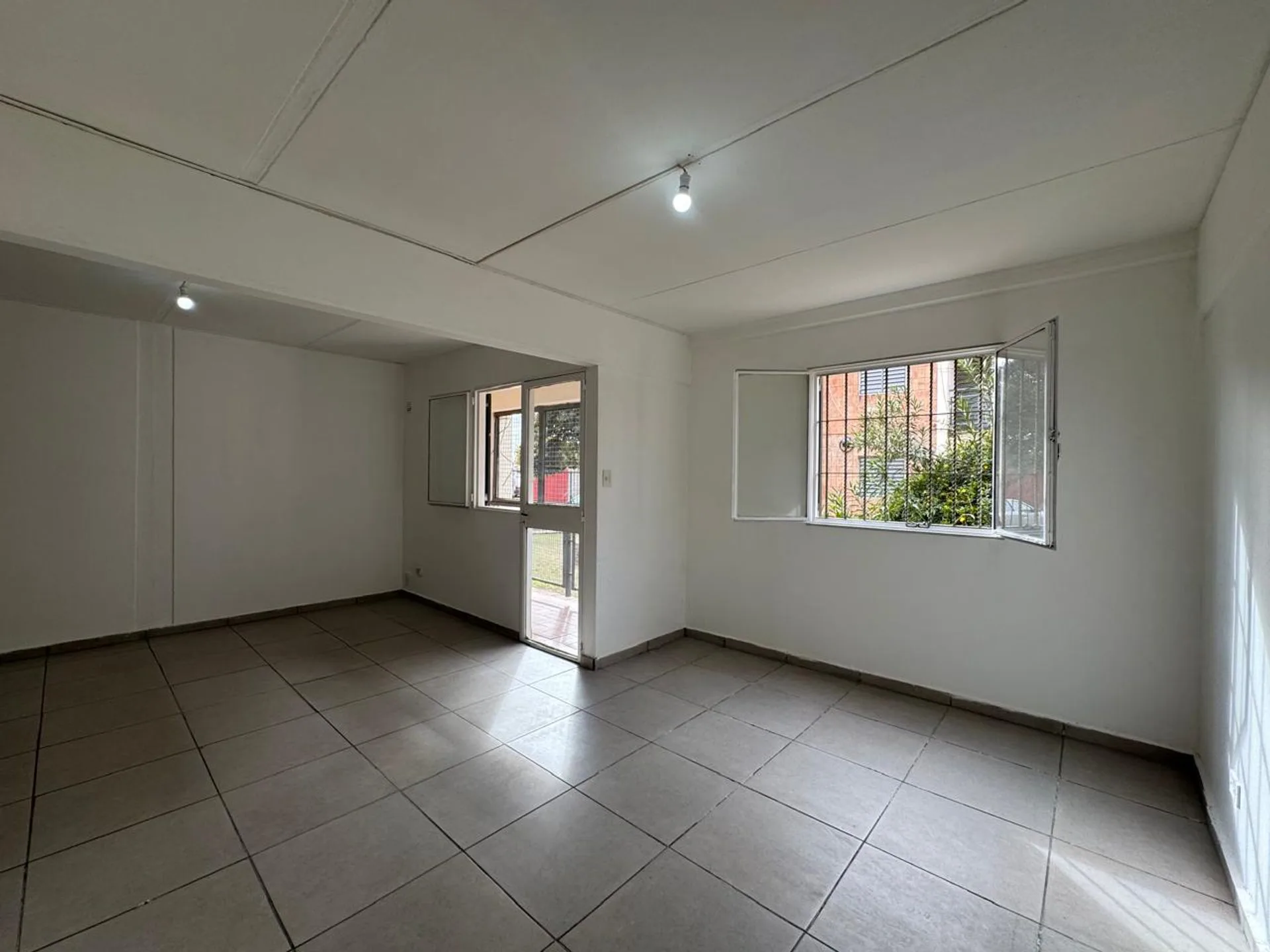 VENTA DEPARTAMENTO 3 DORMITORIOS ALTO ALBERDI foto 4