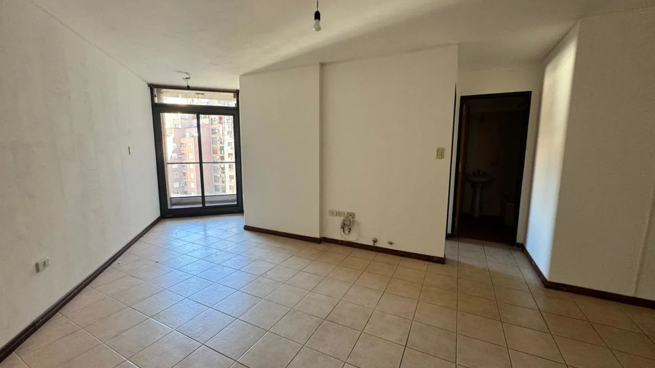 Departamento en Alquiler | 1 Dormitorio | Nueva Cordoba | Balcon | Seguridad 24 HS foto 2
