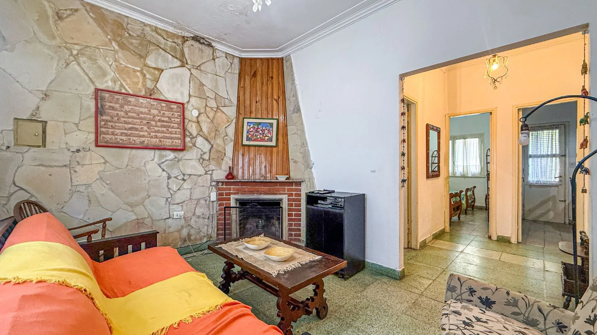 VENTA CASA 3 AMB. A RECICLAR – PARQUE LURO foto 5