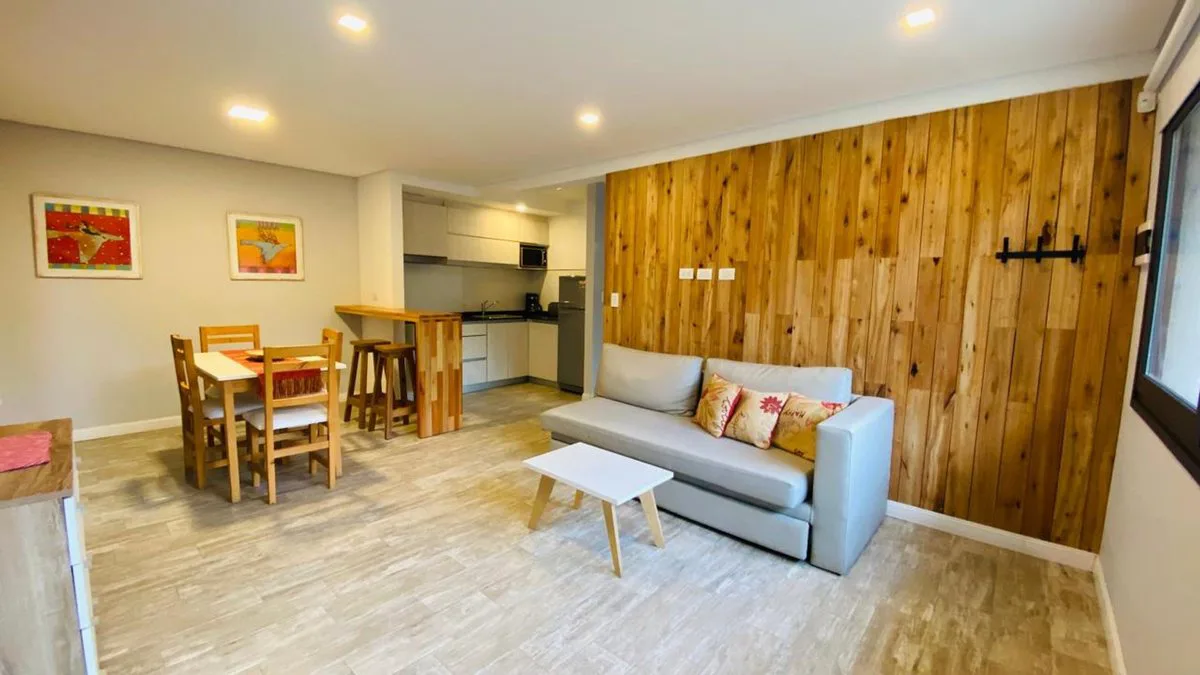 Venta departamento dos ambientes frente al mar