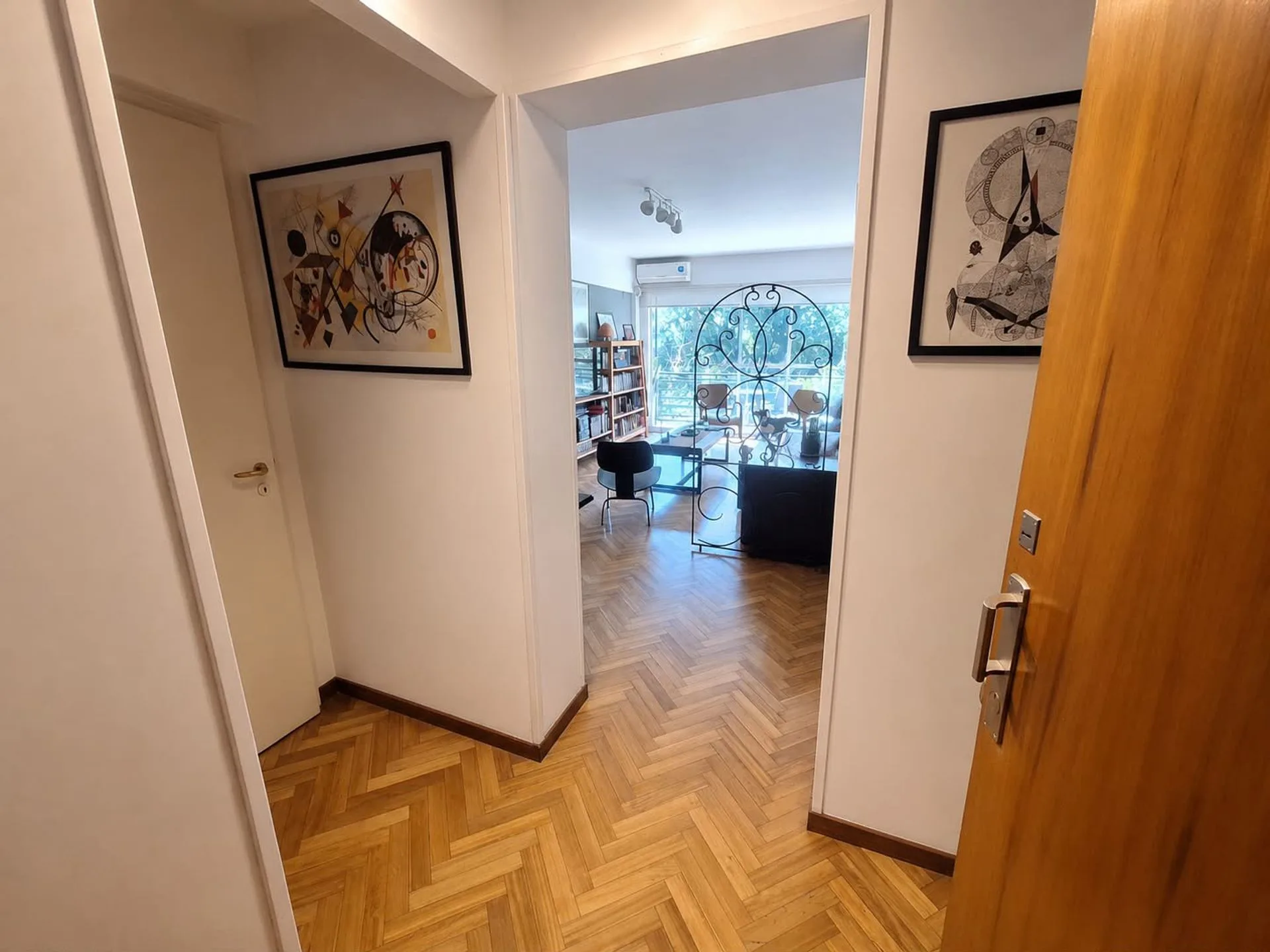 DEPTO 3 AMBIENTES VENTA ACASSUSO FRENTE 2 BALCONES foto 3