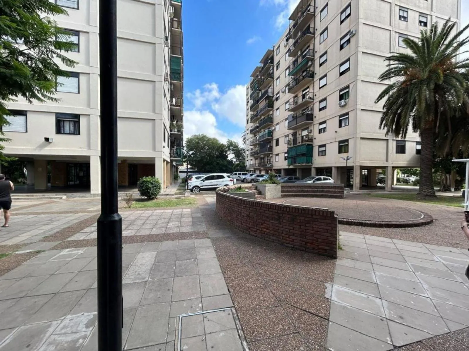 DEPARTAMENTO 4 AMB CON BALCON EN BARRIO CERRADO - CIUDADELA foto 4