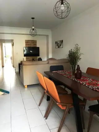 Duplex  de 3 ambientes de categoria en venta en Villa Luzuriaga foto 2