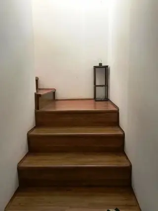 Duplex  de 3 ambientes de categoria en venta en Villa Luzuriaga foto 3