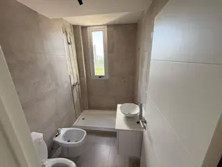 En Venta Departamento a Estrenar de 2 Habitaciones en El Puerto - Garden Inn foto 3