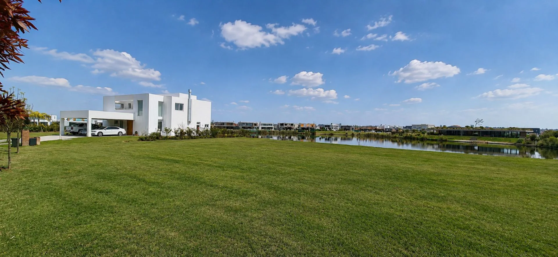 Venta de Lote en Barrio Riberas - Puertos del Lago foto 2
