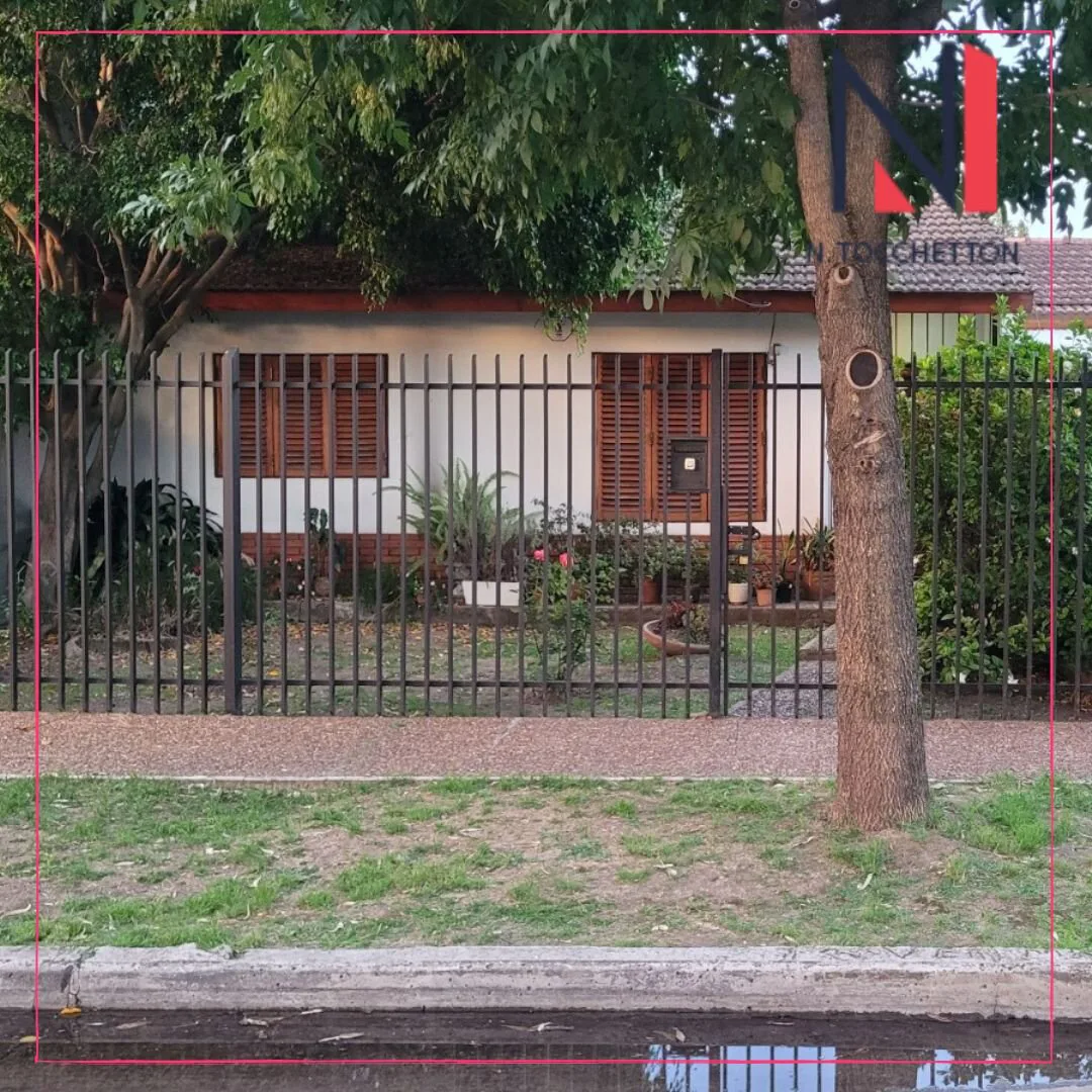 Excelente chalet en venta en Villa Tesei foto 2