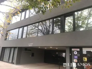 Muy linda oficina en Lomas de San Isidro, con excelente ubicación y accesos. foto 1