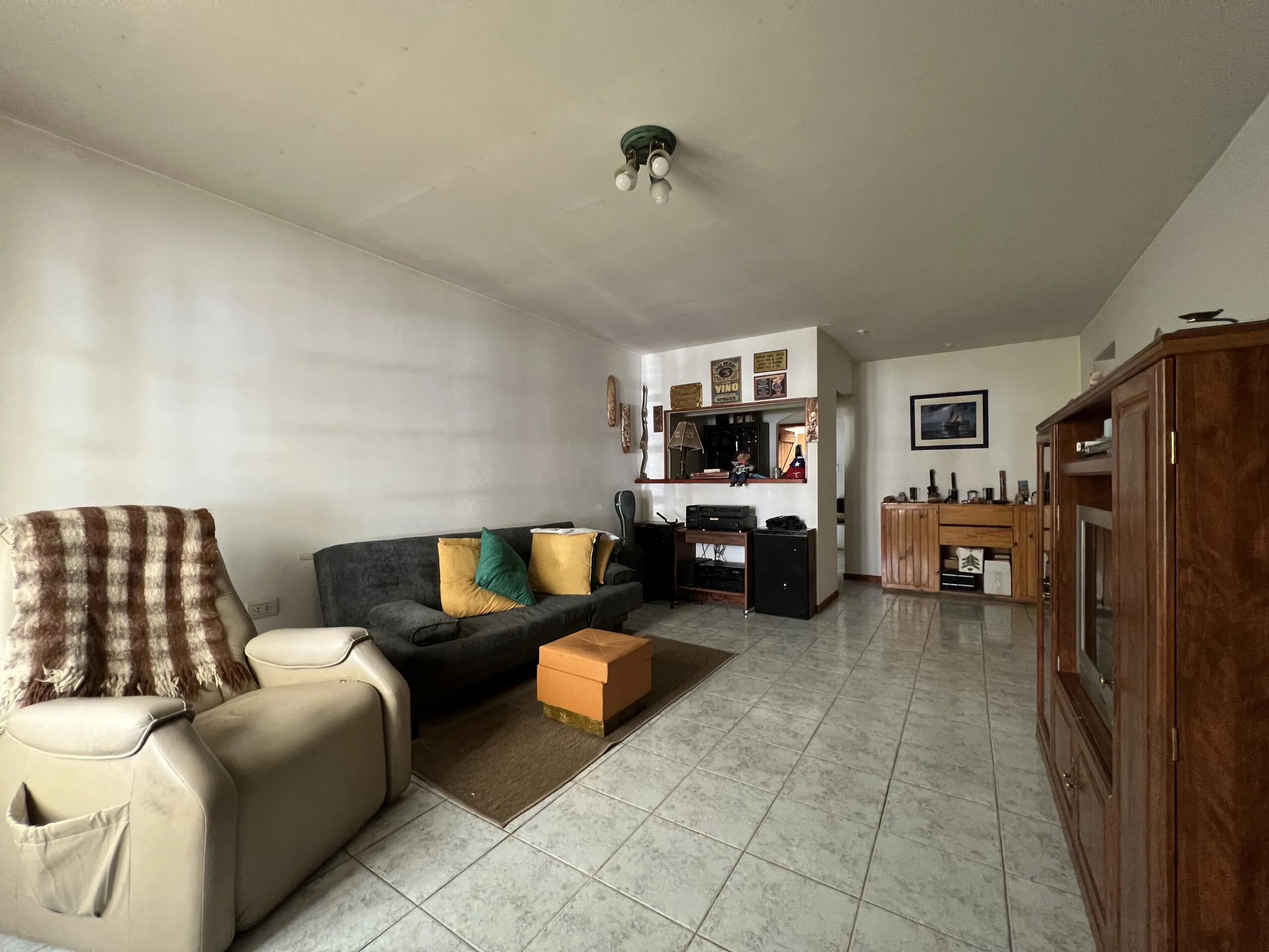 VENTA – CASA – BARRIO INDUSTRIAL foto 2