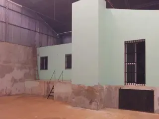 Alquilo galpón para depósito foto 4