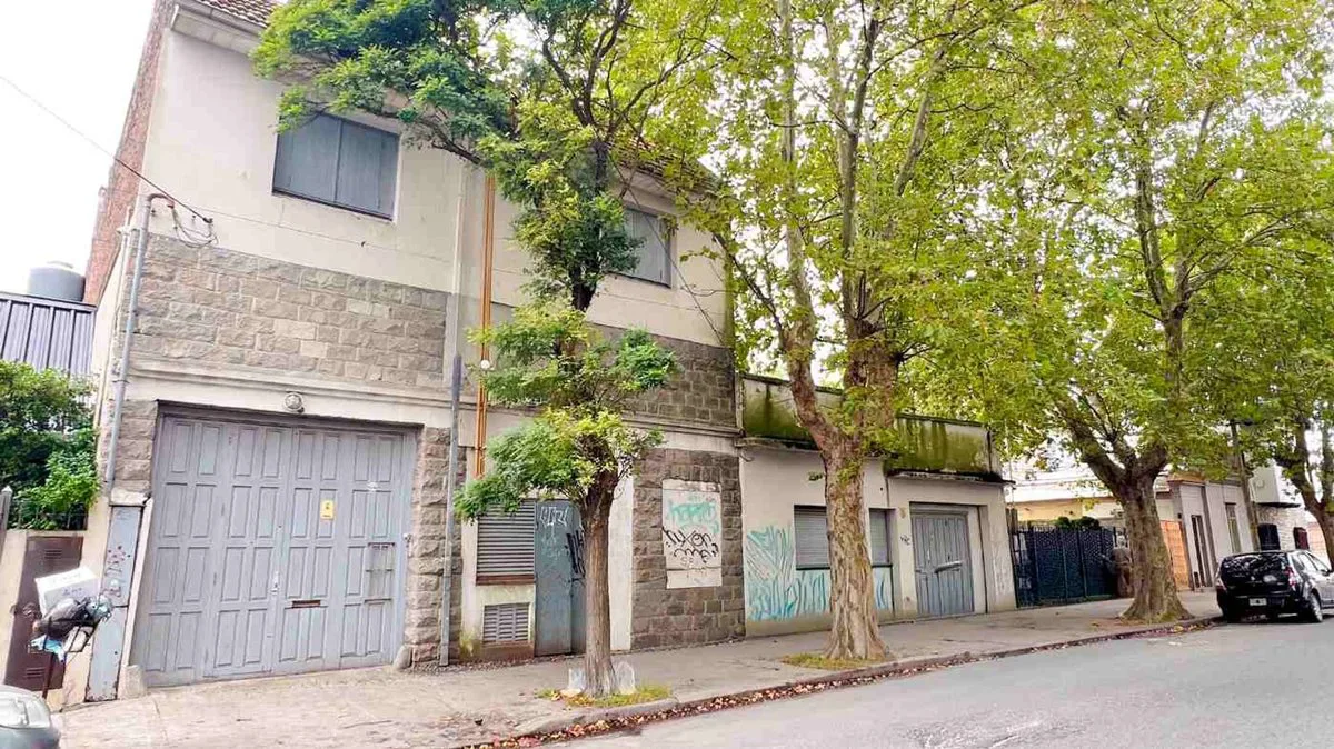 VENTA DEPOSITO INDUSTRIAL 1.200 M BARRIO SAN JUAN