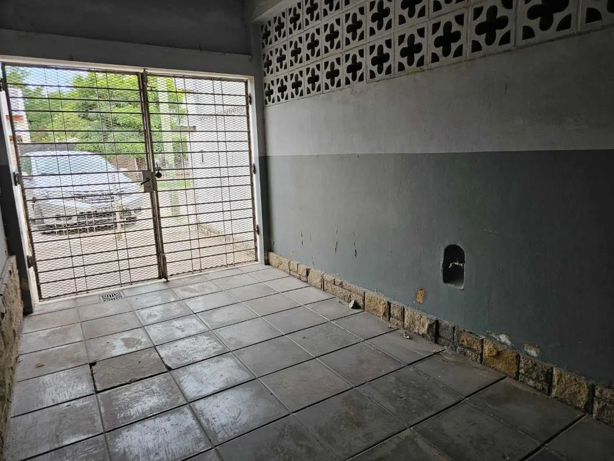 VENTA CASA 4 AMBIENTES MERLO CON JARDIN Y COCHERA foto 5