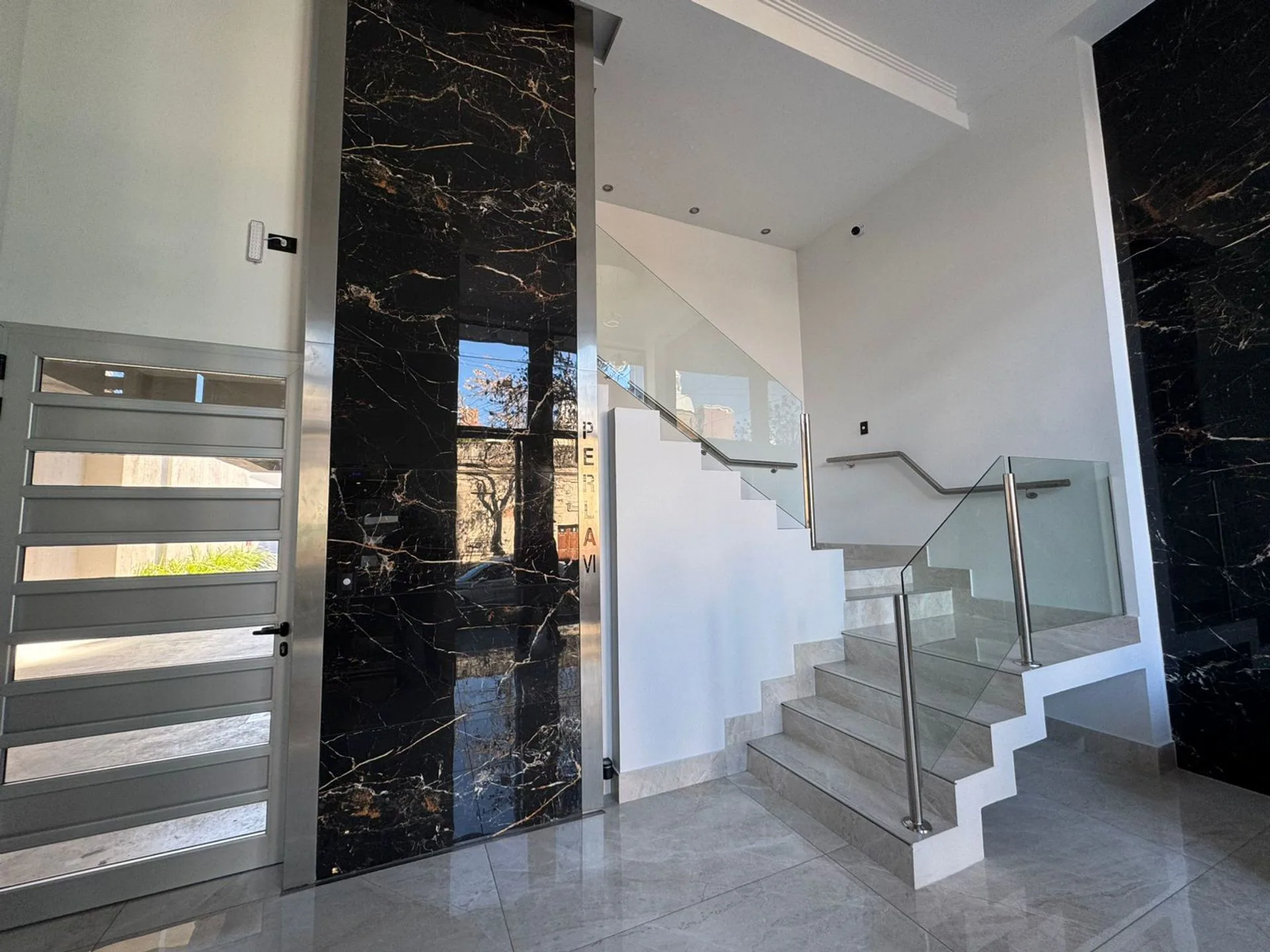 SE VENDE DPTO 1 DORMITORIO A ESTRENAR EN PERLA VI foto 3