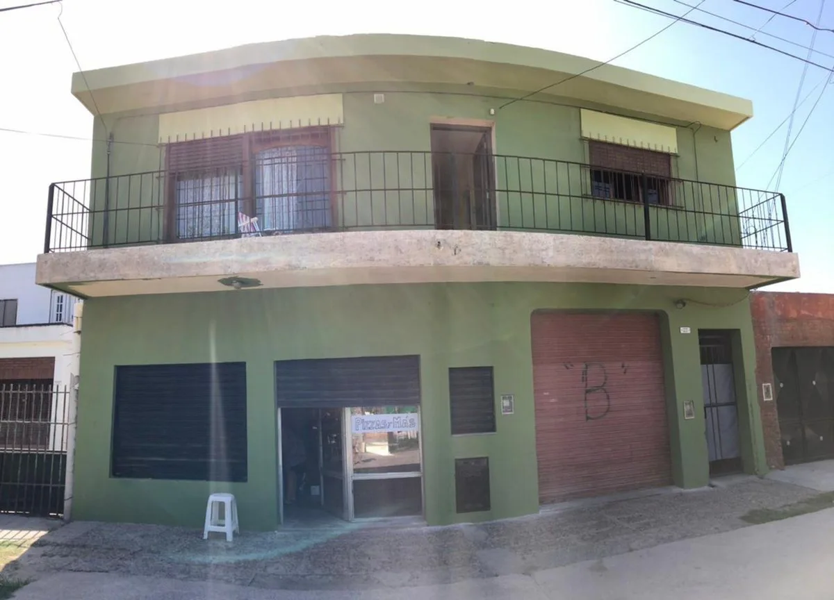 VENTA CASA CON LOCALES GARIN OPORTUNIDAD foto 3