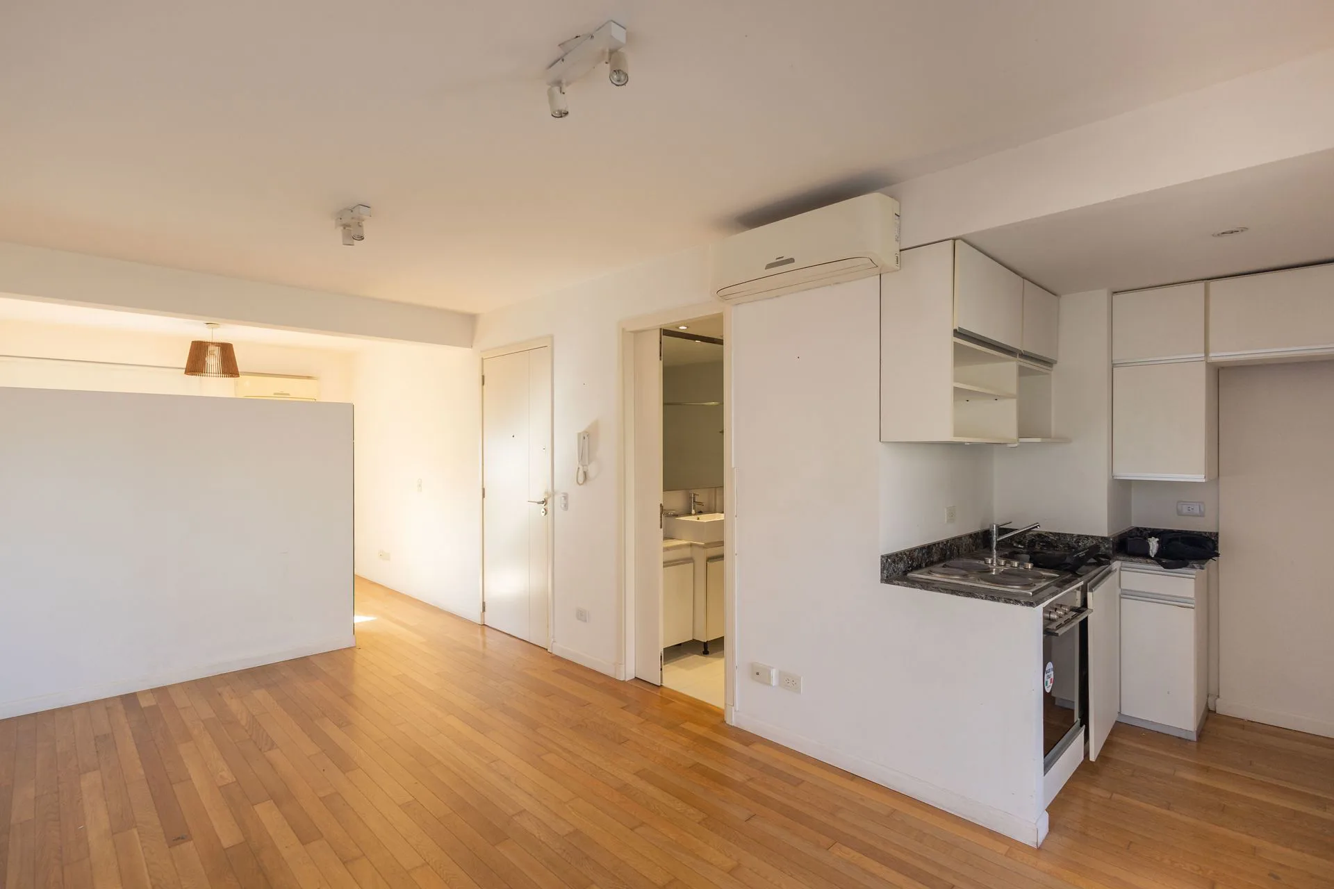 VENTA DEPARTAMENTO MONOAMBIENTE PALERMO CON BALCÓN foto 2