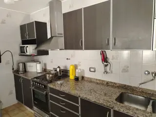 VENDO CASA 2 DORMITORIOS CALLE LAPRIDA G CRUZ foto 3