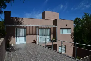 HERMOSA CASA  EN TANTI  A ESTRENAR Y CON GAS NATURAL foto 3