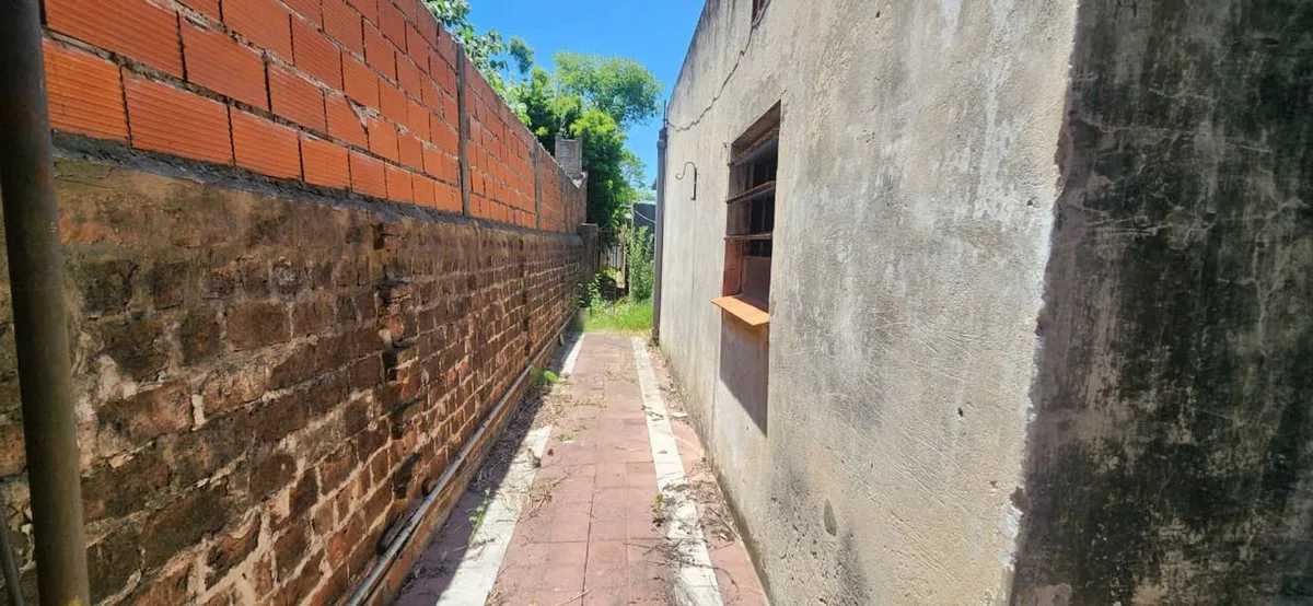 CASA AL FONDO EN VENTA EN LOMAS  A RECICLAR foto 4