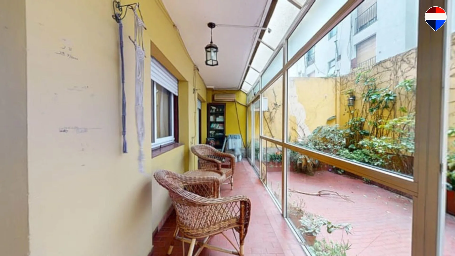 Departamento 3 ambientes Venta Almagro con patio foto 2