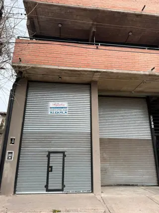 ALQUILER LOCAL COMERCIAL . IDEAL VARIOS RUBROS foto 3