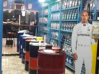 Galpon de 380 metros, apto para Lavadero y Lubricentro foto 3