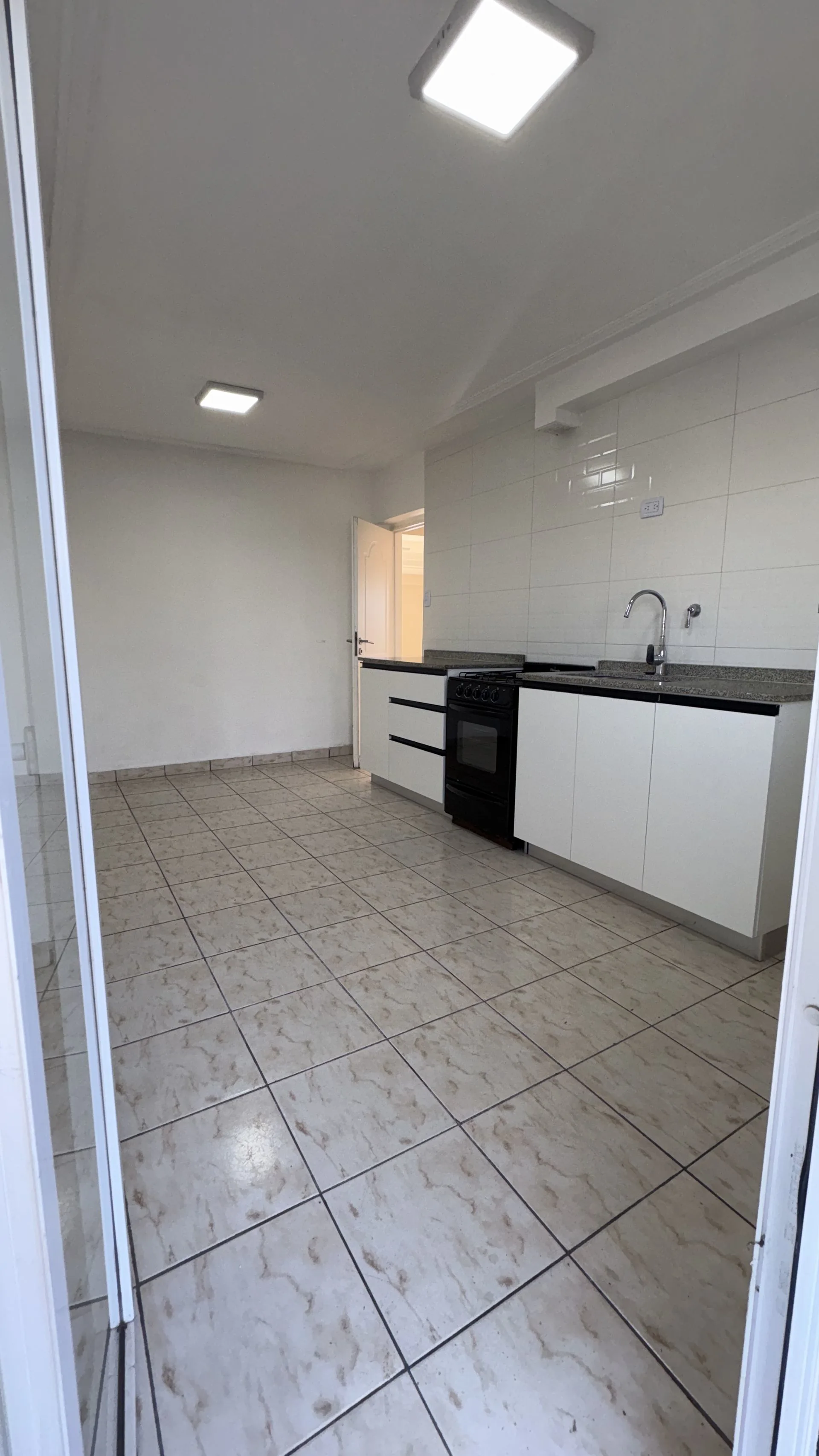 VENTA DEPARTAMENTO 3 DORMITORIOS BARRIO SUR foto 3